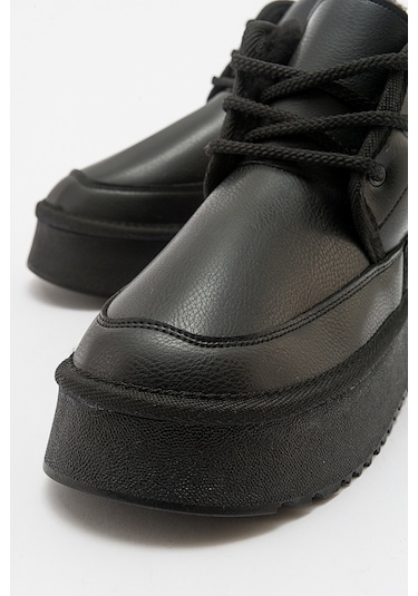 Luvishoes Ovela Siyah Cilt Kalın Taban Bğcklı Kadın Spor Bot Sıyah Cılt