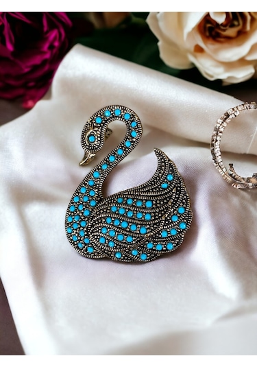 İnci Kuğu Motif Broş Turkuaz