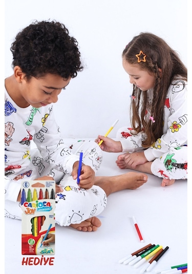 Zuzunga En Sevimli Figürleri Özel Kalemi İle Boyanabilir Çocuk Pijama Takımı - Yıkama Sonrası Leke Bırakmaz - Beyaz Zuzunga En Sevimli Figürleri Özel Kalemi İle Boyanabilir Çocuk Pijama Takımı - Yıkama Sonrası Leke Bırakmaz - Beyaz