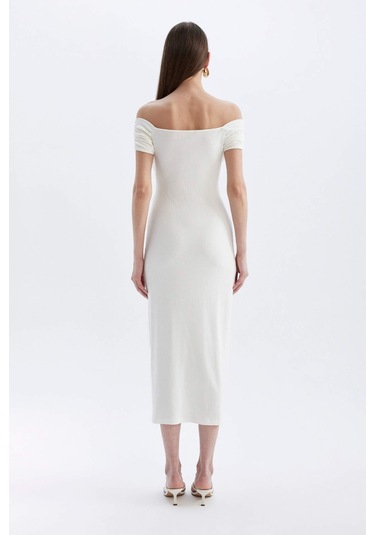 DeFacto Bodycon Vücudu Saran Omuzu Açık Fitilli Kaşkorse Kolsuz Midi Abiye Elbise D1827AX24HSER105 DeFacto Bodycon Vücudu Saran Omuzu Açık Fitilli Kaşkorse Kolsuz Midi Abiye Elbise D1827AX24HSER105