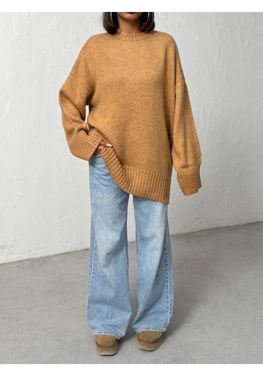 Kadın Yumuşak Dokulu Bisiklet Yaka Oversize Basic Triko Kazak Camel