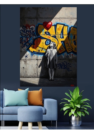 Graffiti Önünde Duran Küçük Çocuk Dekoratif Kanvas - Mdf Ahşap Tablo