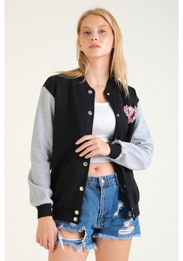 Giyi Dünyası Kadın Çıtçıtlı Şardonlu Kolej Sweatshirt Siyah 001