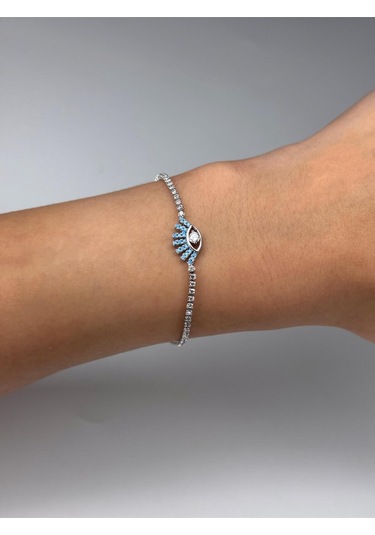 Göz Figürlü Mavi Taşlı Gümüş Renk Çelik Bileklik Nazar Detaylı Kadın Takı Gümüş