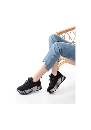 Rs-400 Siyah Bağcıklı Fileli Platin Taban Günlük Kadın Spor Beyaz