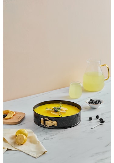 Emsan Black Gold Kelepçeli Kek Kalıbı 26 Cm Altın - Siyah