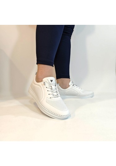 Voyager Z094 Beyaz Hakiki Deri Lazer İşlemeli Bayan Ayakkabı Beyaz