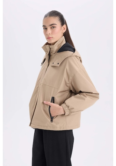DeFacto Su Geçirmez Kapüşonlu Fermuarlı Çıtçıtlı Cepli Mevsimlik Mont D0931AX25SPBG778 Bej