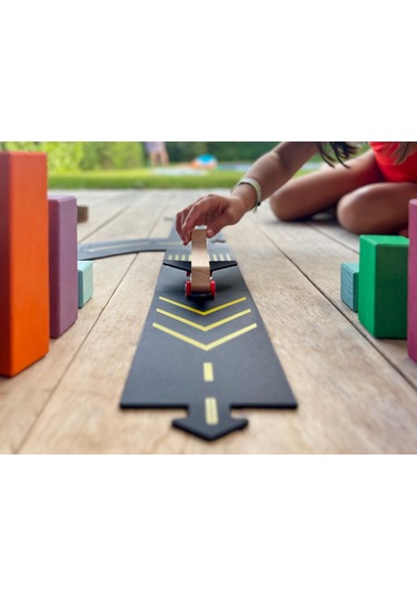 Waytoplay - Runway - 9 Parça 1 Uçak + 8 Yol