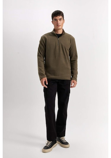 DeFacto Haki Tüylenme Yapmayan Soğuk Geçirmez Regular Fit Dik Yaka Fermuarlı Polar Sweatshirt Y3996AZNSKH469 DeFacto Haki Tüylenme Yapmayan Soğuk Geçirmez Regular Fit Dik Yaka Fermuarlı Polar Sweatshirt Y3996AZNSKH469