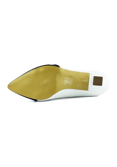 Erkan Saçmacı Laura Lacivert Beyaz Renk Bloklu Sivri Burunlu Klasik İnce Topuklu Ayakkabı Beyaz - Lacivert