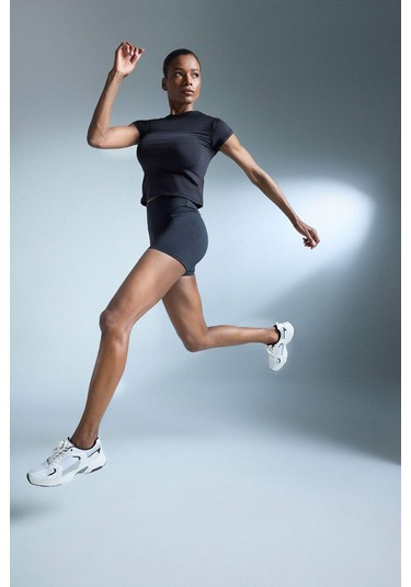 DeFactoFit Siyah Beli Saran Esnek Biker Kısa Sporcu Tayt D2907AX25SMBK81 SiYAH