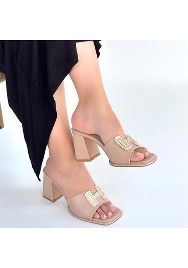 Caren Bej Cilt Topuklu Terlik Çok Renkli