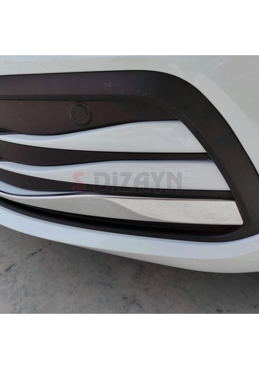 S-Dizayn VW Golf 8 HB Krom Ön Tampon Alt Çıtası 3 Parça 2020 Üzeri