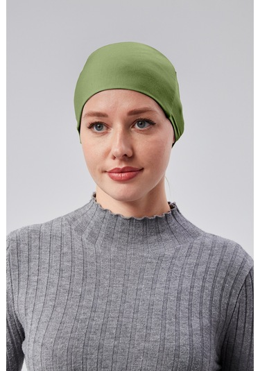 Kadın Tesettür Likralı Penye Dikişsiz Kaymaz Düz Bağlamalı Bone Mint Yeşili