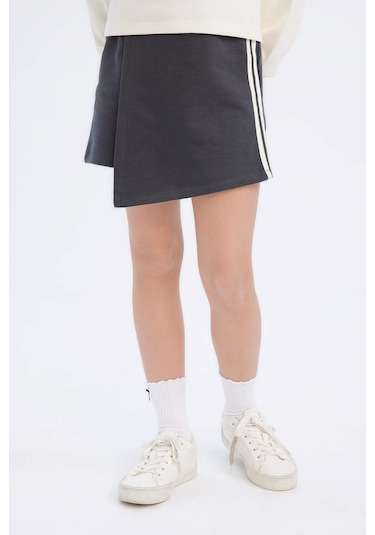 DeFacto Kız Çocuk 2'li Takım Baskılı Sweatshirt Şort Etek D9232A825SPER85 Ekru DeFacto Kız Çocuk 2'li Takım Baskılı Sweatshirt Şort Etek D9232A825SPER85 Ekru