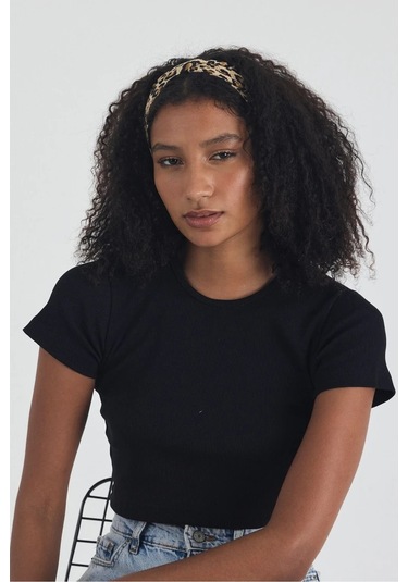 Siyah Kısa Kol Bisiklet Yaka Vücuda Oturan Kaşkorse Crop + Bandana Set %100 Pamumklu, Esnek Rahat Siyah-leopar