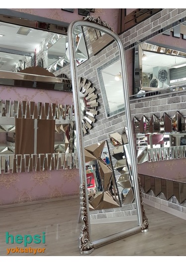 Matmazel Model Gümüş Renk Varaklı Ayaklı Boy Aynası Gümüş