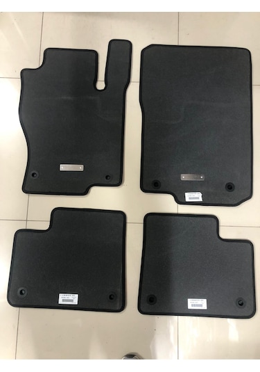 Mercedes W166 Ml Jeep Halı Paspas Siyah1666800048 9f87