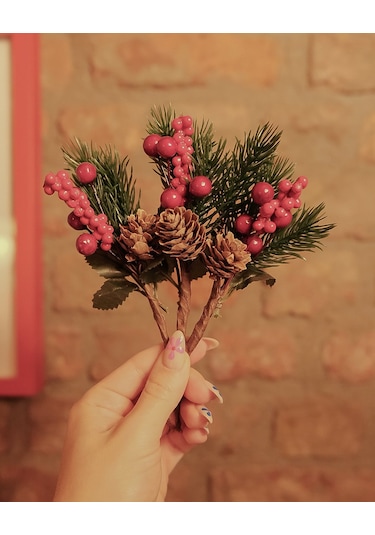 Kokina Yılbaşı Çiçeği, Yapay Çam Kozalaklı Kiraz Demeti, Yeniyıl Dekoratif Ev Süsü, 13 Cm - 12 Adet