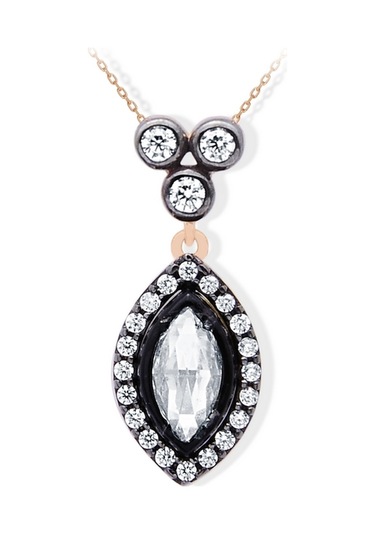 14 Ayar Rose Altın Elmas Görünümlü Kolye