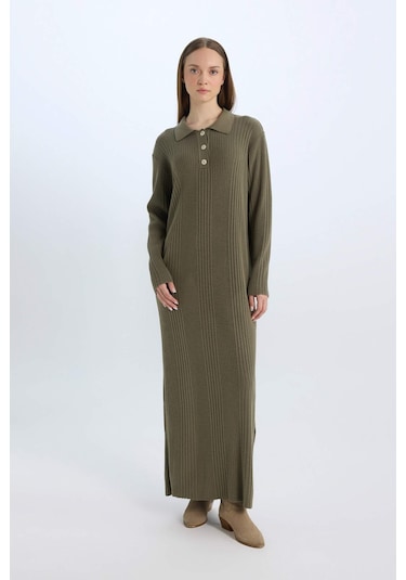 DeFacto Regular Fit Polo Yaka Basic Düz Maxi Triko Elbise D5434AX24WNKH507