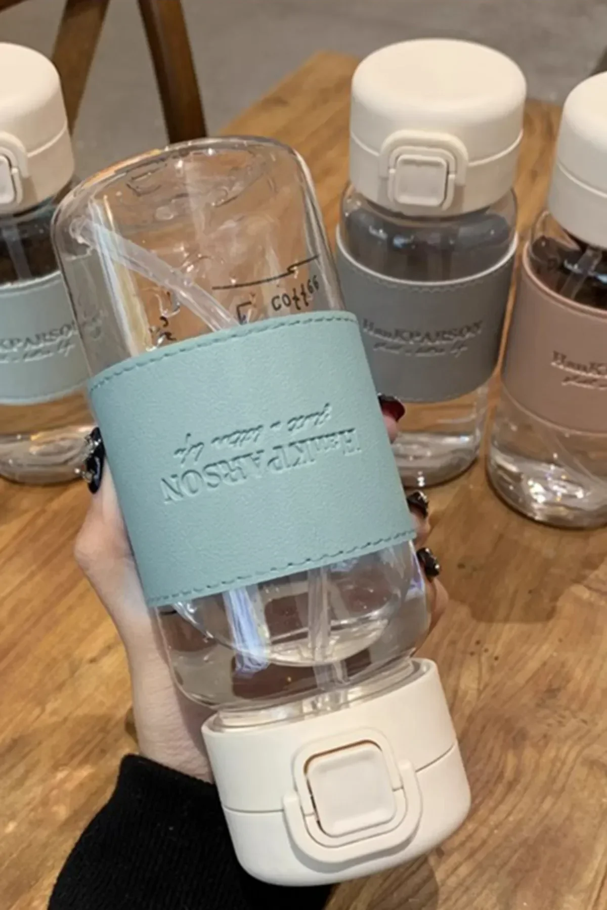 500 Ml Pipetli Plastik Su Şişesi Deri Kaplamalı Taşınabilir Sızdırmaz Öğrenciler Uygun Mavi