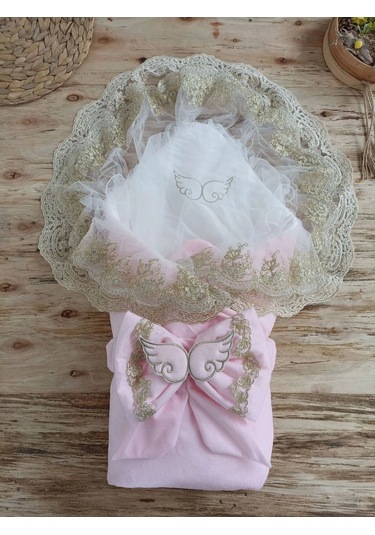 Yenidoğan Soft Kumru Melek Kanat Fiyonklu Gold Çift Dantel Duvaklı Trilüks Kundak Bebek Battaniyesi Pembe