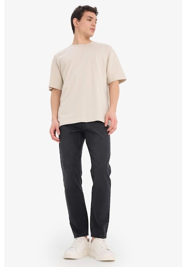 DeFacto Oversize Geniş Kalıp Bisiklet Yaka Basic Düz Kısa Kollu Tişört E6885AXNSBG106