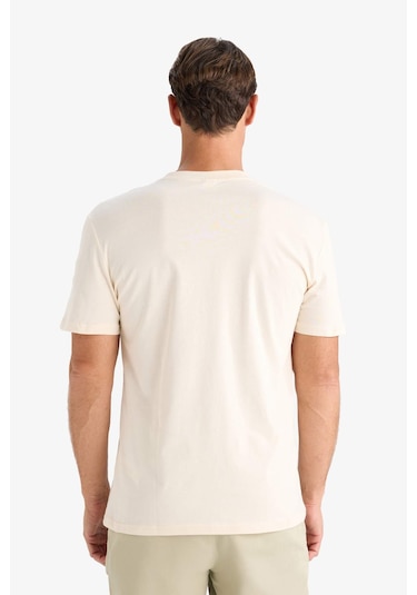 DeFacto %100 Pamuk New Regular Fit Bisiklet Yaka Basic Düz Kısa Kollu Tişört V7699AZ25SPER42 DeFacto %100 Pamuk New Regular Fit Bisiklet Yaka Basic Düz Kısa Kollu Tişört V7699AZ25SPER42