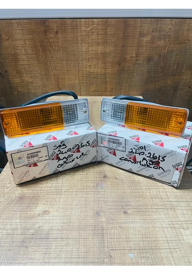 Massey Ferguson 240 Agco 2615 Arka Çamurluk Ön Sinyal Lamba Takımı Agco Uyumlu