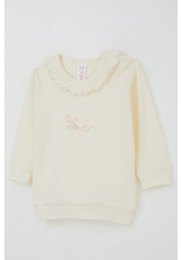 Breeze Kız Bebek Pijama Takımı Omuzdan Patlı Yaka Kısmı Fırfırlı Yazı Nakışlı 4 Ay-1 Yaş, Krem Krem