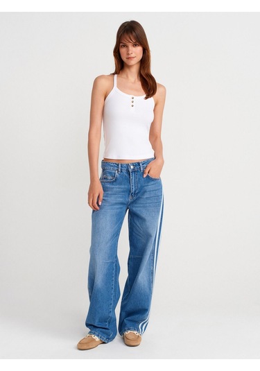 Dilvin Kadın Basic Düğme Detaylı Askılı Beyaz Atlet - 21106 Beyaz