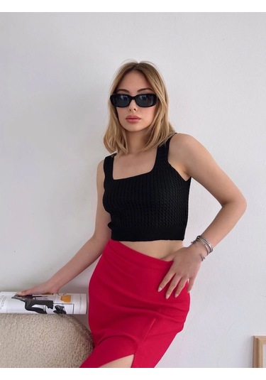 Yırtmaçlı Esnek Kumaş Midi Boy Etek Koyu Kırmızı Kırmızı