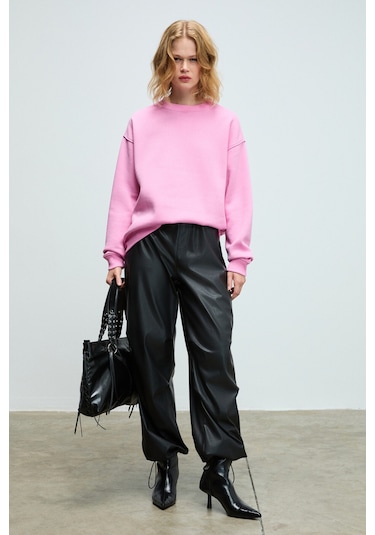 Grimelange Susana Kadın Bisiklet Yaka İçi Polarlı Oversize Fit Basic Açık Pembe Sweatshirt Açık Pembe Grimelange Susana Kadın Bisiklet Yaka İçi Polarlı Oversize Fit Basic Açık Pembe Sweatshirt Açık Pembe