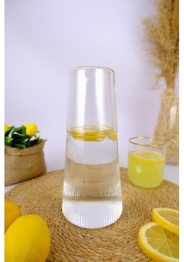 Digithome Cam Kapaklı Başucu Su Ve Meşrubat Sürahisi Karaf Şişe 800 Ml 04146 C1-1-154