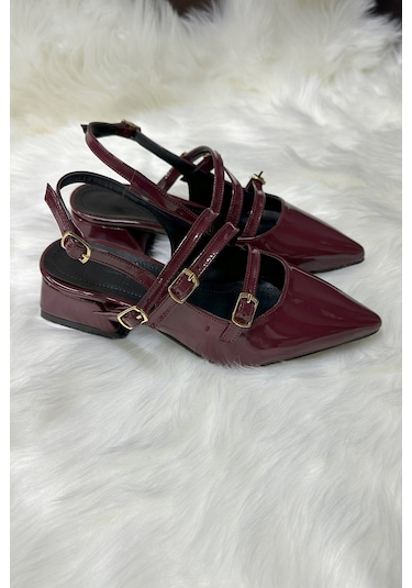 Günlük Kadın Rugan Sivri Burunlu Ayarlanabilir Kemerli Baretli Kısa Blok Topuklu Ayakkabı 455 - 54 Bordo