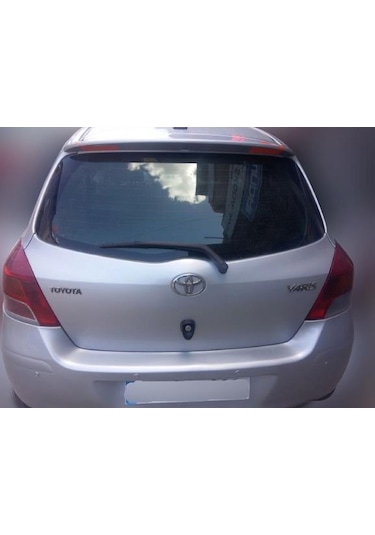 Toyota Uyumlu Yaris İnce Boyalı Anatomik Spoiler