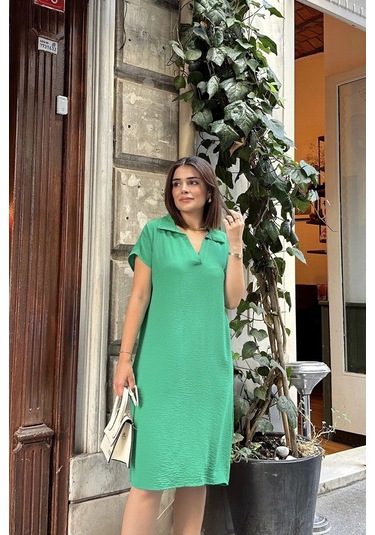 Yeşil Kısa Kol, Polo Yaka, Dokulu Kumaş, Basic Kalıp/kesim, Aerobin Rahat Midi Elbise Yeşil
