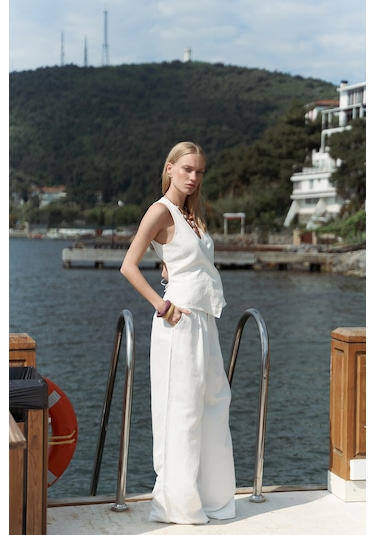 Nagmetah Sırt Pencereli Ekru Yelek Pantolon Takım Ekru