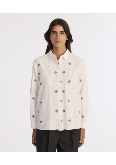 Yargıcı Regular Gömlek Yaka Uzun Kol Gömlek 25kkgm6014x 037 Ekru