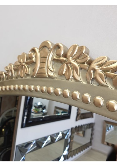 Ayna Denizi Lady Shiny Gold Model Platin Altın Renk Dekoratif Ayna Altın