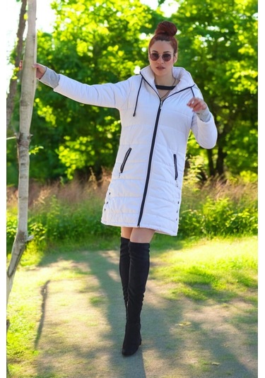 Kışlık Kapüşonlu Su Geçirmez Uzun Şişme Kadın Mont Beyaz
