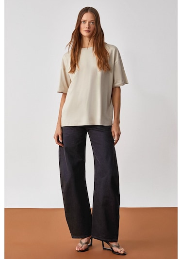 GRIMELANGE Jemmy Kadın %100 Organik Pamuk Relaxed Fit Yırtmaçlı Yuvarlak Yakalı Taş Rengi T-shirt Taş Rengi Taş