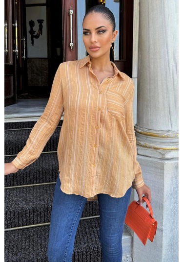 Kadın Karamel Çizgili Desenli, Uzun Kollu, Rahat Kesim, Dokulu Kumaş Gömlek Karamel