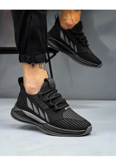 Rahat Tabanlı Şık Tasarım Ortopedik Büyük Numara Sneaker Spor Ayakkabı Hafif Ve Su Geçirmez Siyah - Füme