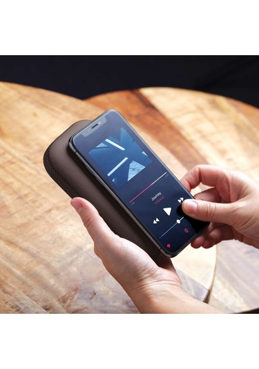 Lexon Powersound Deri Kablosuz Şarj Cihazı ve Bluetooth Hoparlör Kahverengi LA128CH