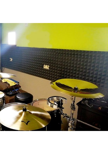 Akustik Piramit Sünger 100x100cm Yapışkanlı Ses Yalıtım Süngeri