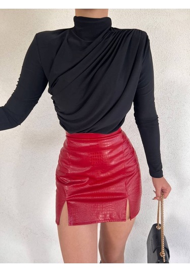 Lymens Modern Ve Şık Büzgülü Balıkçı Yaka Sandy Kumaş Bluz Siyah