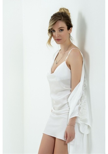 Magic Form 6790 Kadın Ekru Degaje Yaka Krep Saten Kısa Gecelik Ekru